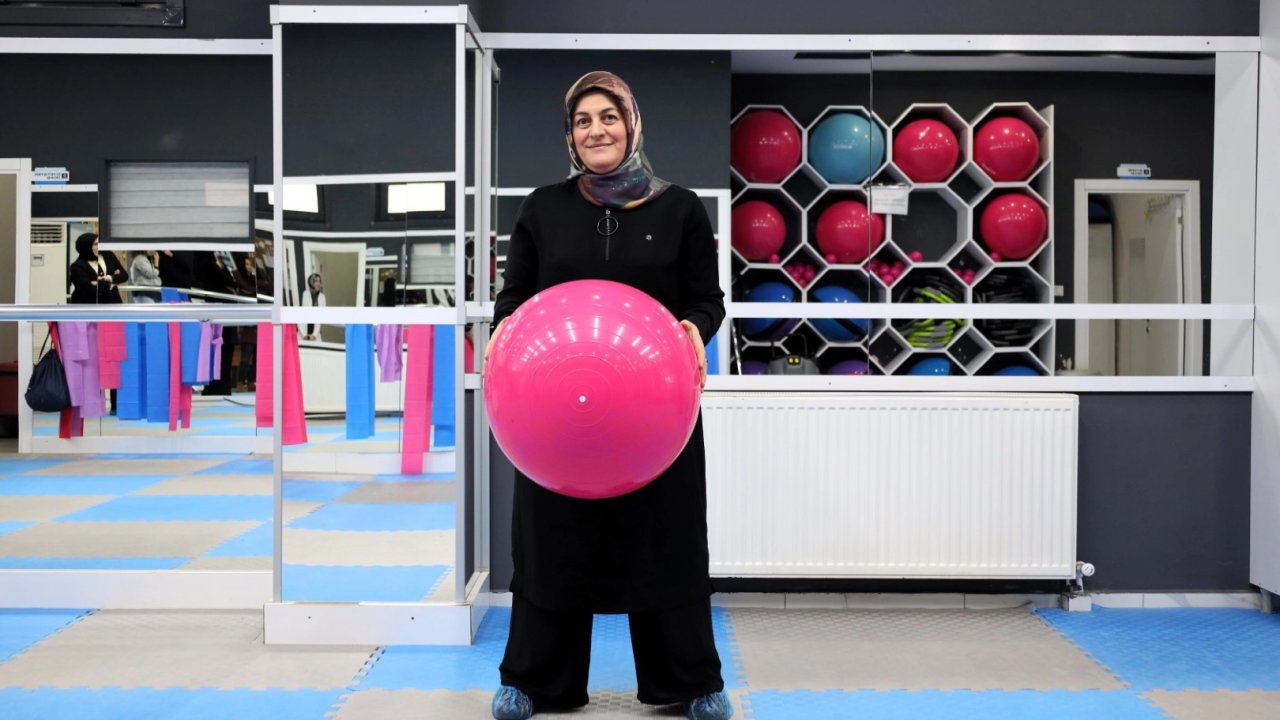 Anne Şehir Merkezi’nde hayatı değişti... 96 kilodan 70 kiloya