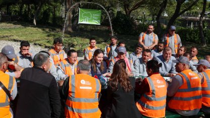Antalya'da yeşil bayraklı parkta emek buluşması