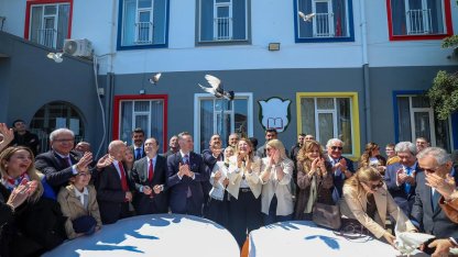 Bakırköy'de Başkan Ovalıoğlu'ndan paskalya kutlaması