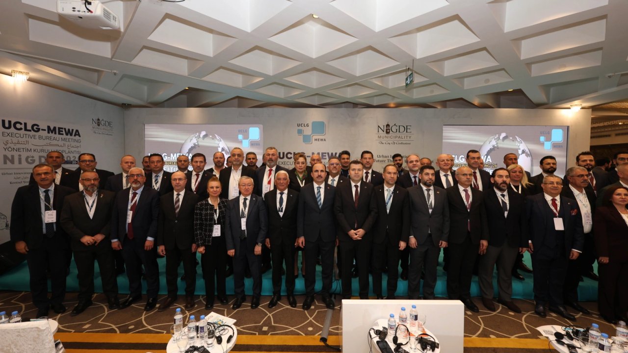 Başkan Altay UCLG MEWA toplantısında konuştu