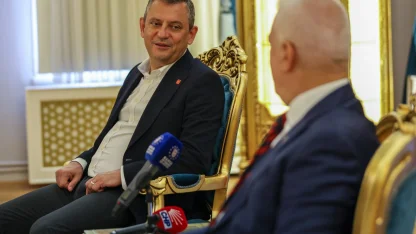 Başkan Bozbey’in ifadesi başladı, Özgür Özel Bursa'ya geliyor