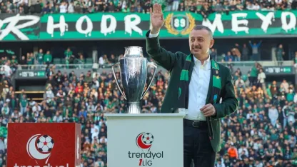 Başkan Büyükakın'dan Kocaelispor’a 60. yıl mesajı