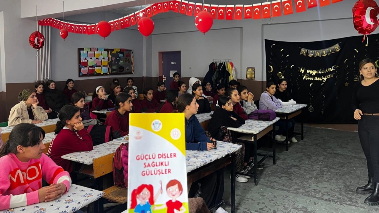 Batman Sason’da öğrencilere sağlık ve bilinçlendirme eğitimi
