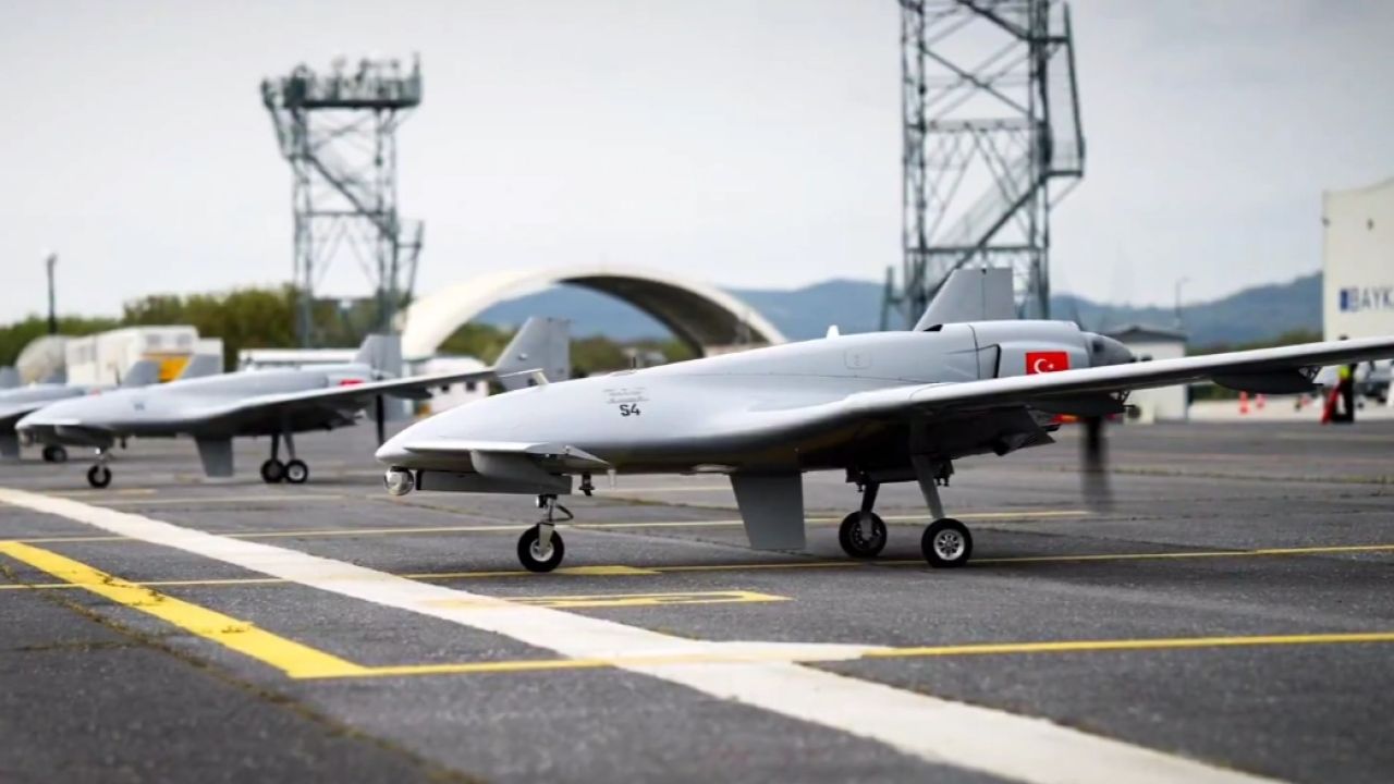 Baykar’dan yeni nesil İHA 'sivrisinek' görücüye çıkıyor