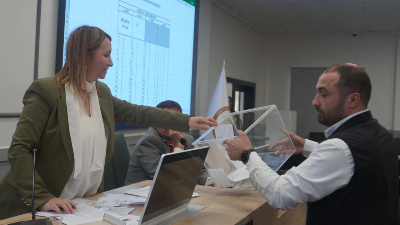 Bilecik Belediyeler Birliği’nde Başkan Tekin güven tazeledi