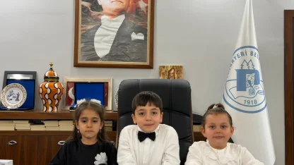 Bilecik Pazaryeri'nde 23 Nisan’da koltuk çocukların