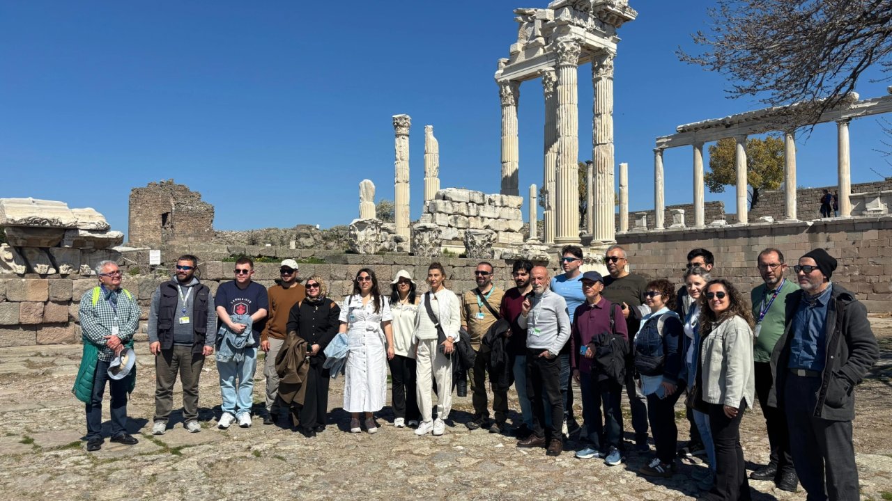 Bursa Bölgesel Turist Rehberleri İzmir ve Aydın'da eğitim gezisine çıktı