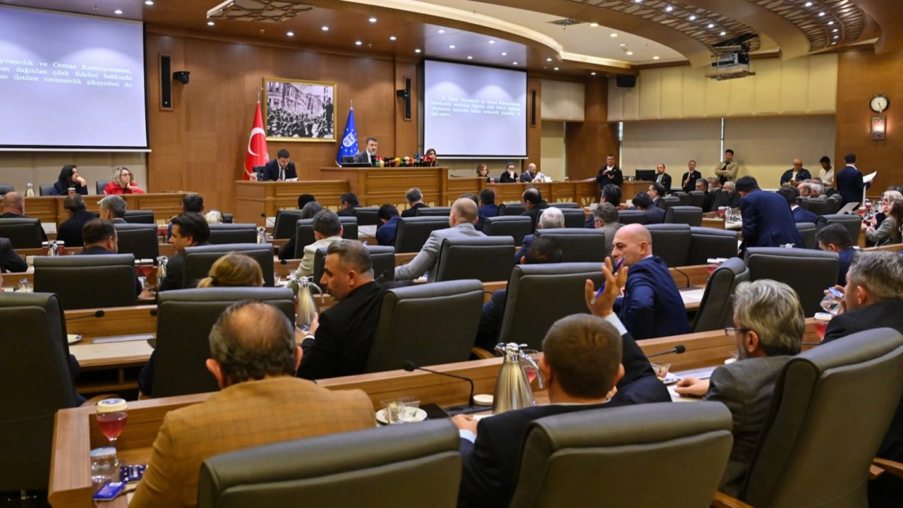 Bursa Büyükşehir Belediyesi'nin 2025 yılı faaliyetlerine oy çokluğu onay