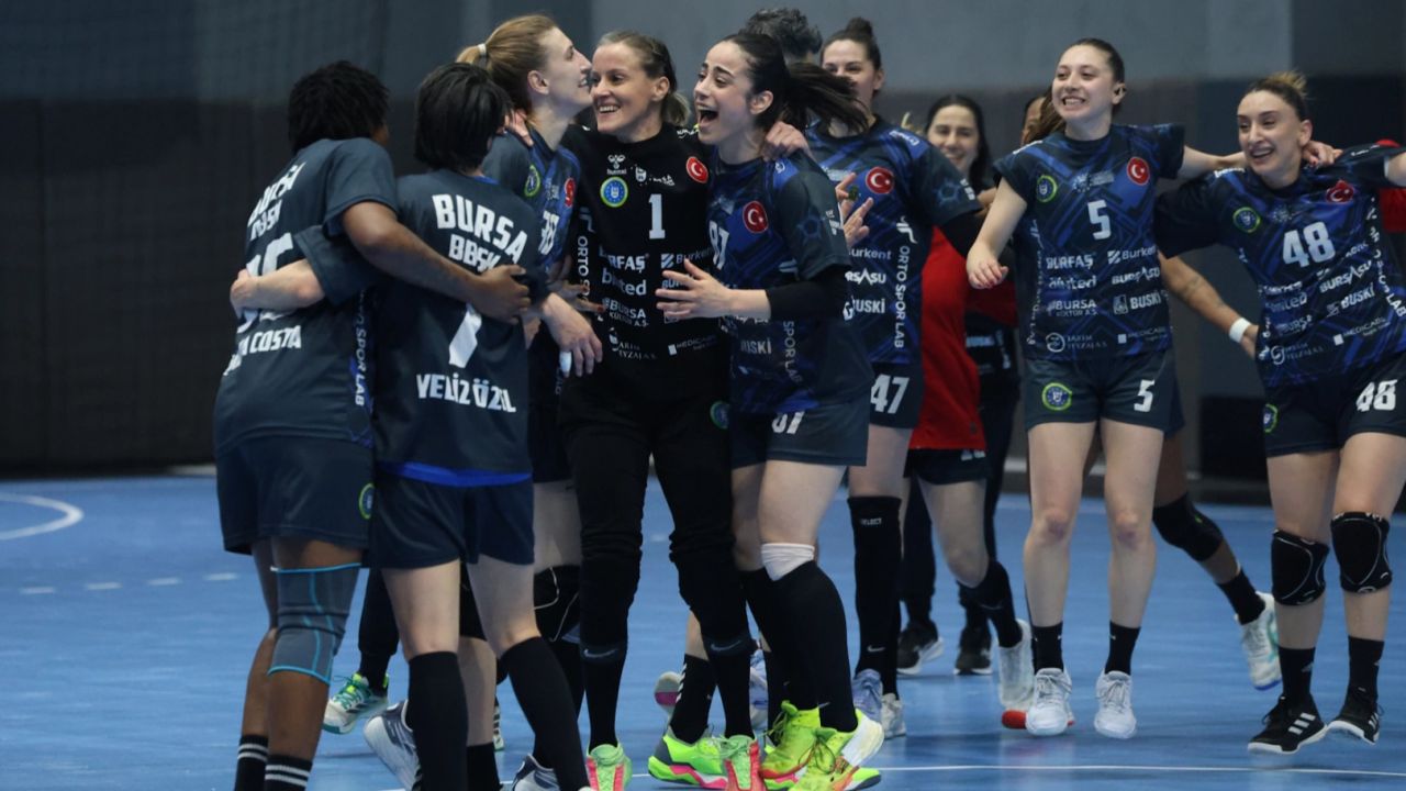 Bursa Büyükşehir'den hentbolda kritik galibiyet