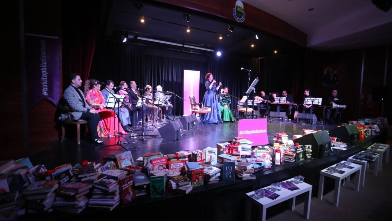 Bursa İnegöl’de edebiyat ve musiki aynı sahnede buluştu