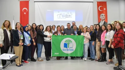 Bursa İnegöl’de kitaplar bilete dönüşüyor