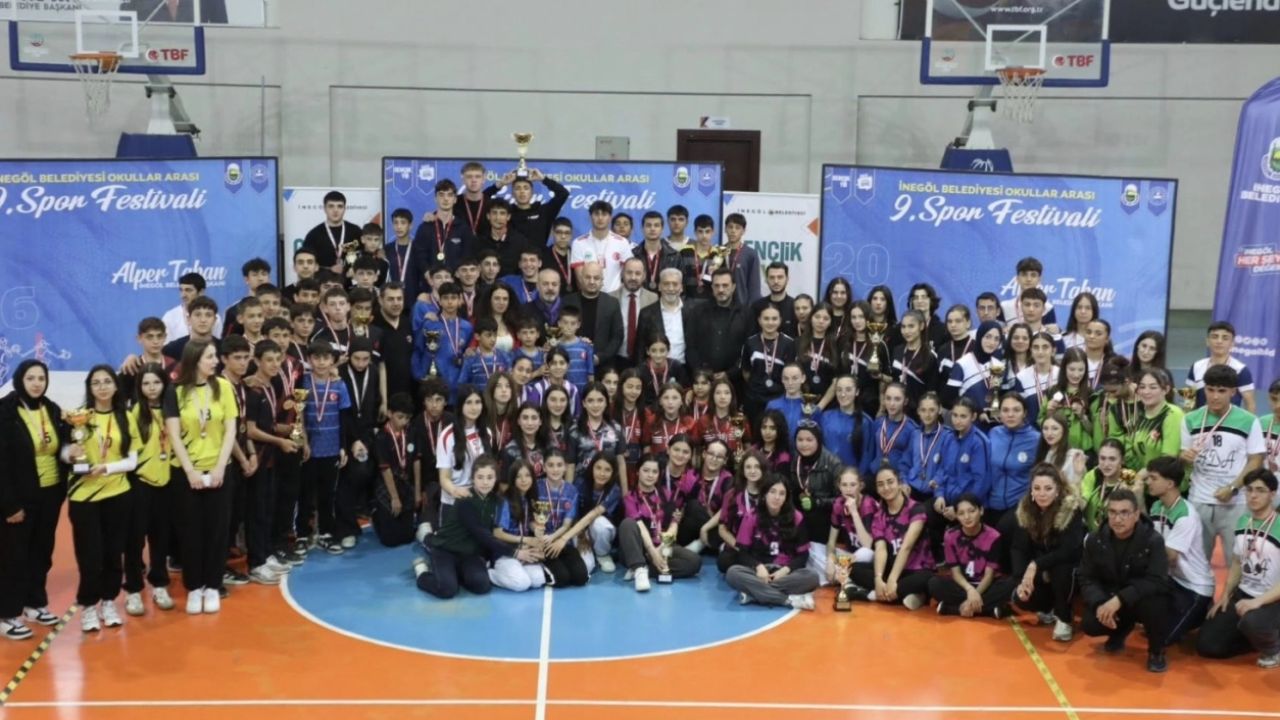 Bursa İnegöl'de puanlı atletizmde kupalar sahiplerini buldu