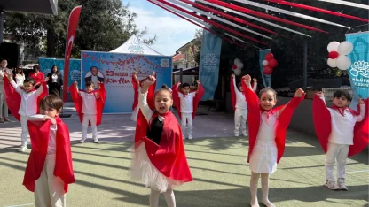 Bursa Nilüfer kreşlerinde 23 Nisan neşesi