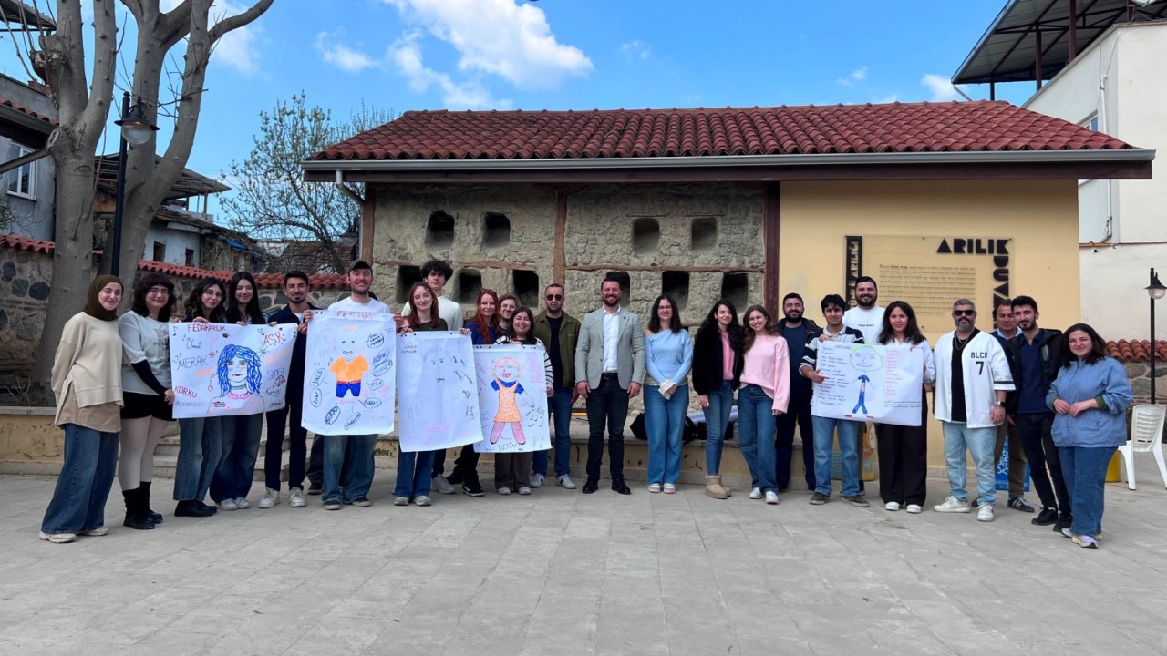 Bursa Nilüfer’de gençler dayanışma için buluştu