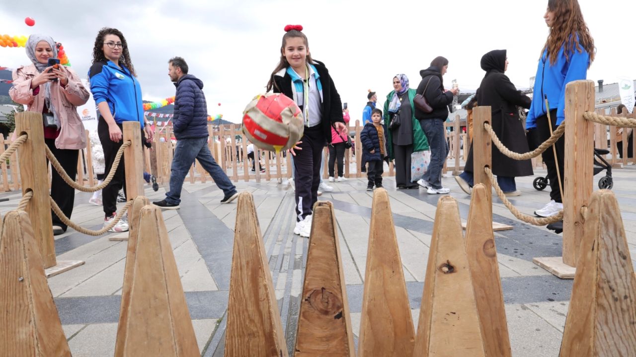 Bursa Osmangazi'de çocuklara özel meydan