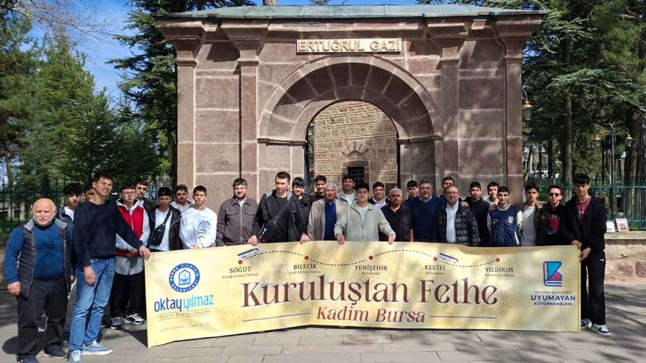 Bursa'da Başkan Yılmaz gençlere fethi anlattı