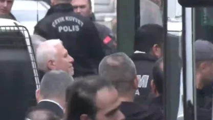 Bursa'da Mustafa Bozbey ve 57 şüpheli adliyede