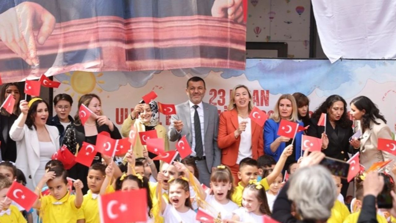 Çavuşoğlu: “Şehrin kaynaklarını çocuklarımız için seferber ediyoruz”