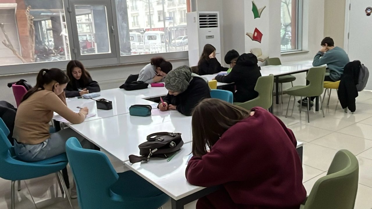 Çınar Akademi'nin mahalle etütleri pekiştiriyor