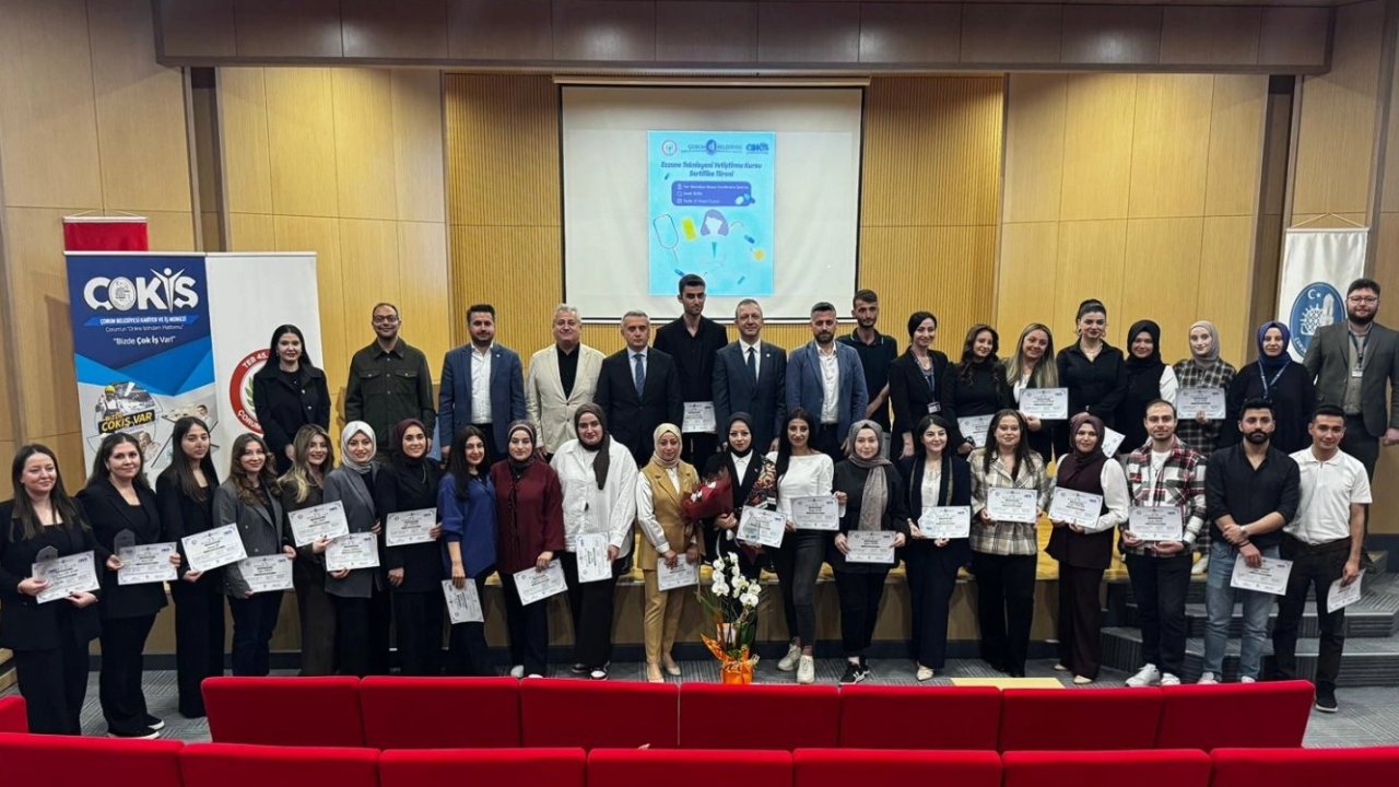 Çorum’da 'Farmahane' kursiyerleri sertifikalarını aldı