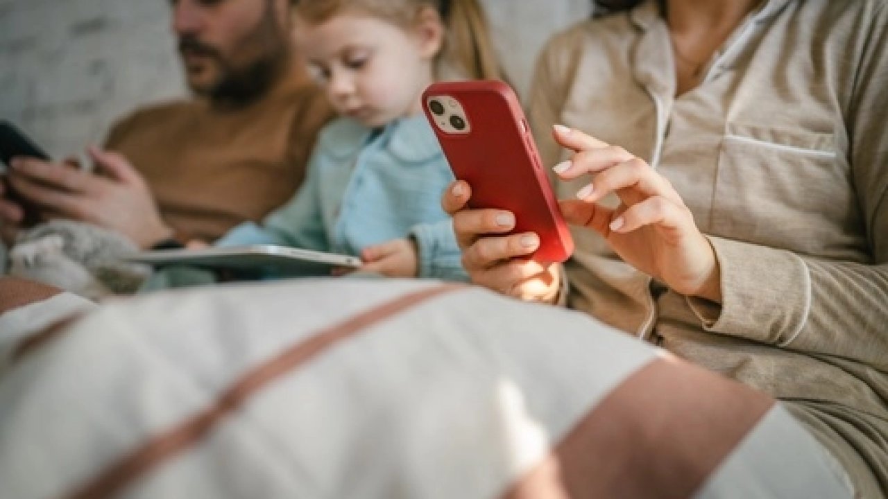 Dijital bağımlılık alarmı! Çocuklar ve gençler risk altında