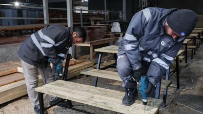 Emekle üretilen kent mobilyaları şehre değer katıyor