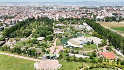 Eskişehir Hayvanat Bahçesi güçlü konumunu koruyor