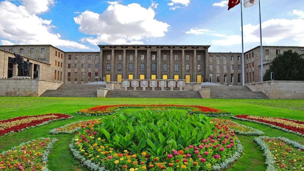 Fahiş aidat düzenlemesi TBMM gündeminde