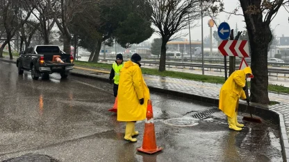 Gaziantep Büyükşehir yağışlara karşı sahada