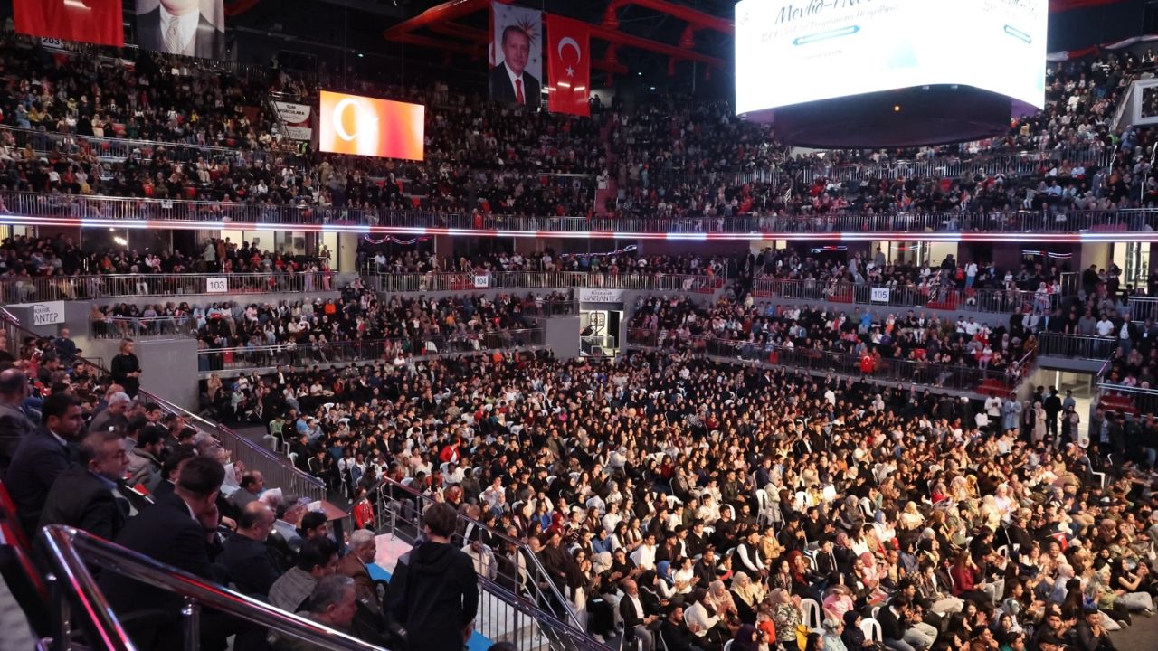 Gaziantep'te Mevlid-i Nebi'de 5 bin vatandaş buluştu