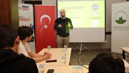 Gençler Osmangazi’nin ışığında doğru bilginin izini sürüyor