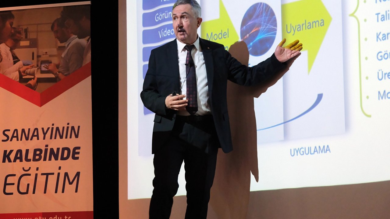 GTÜ'de yapay zekanın geleceği konuşuldu