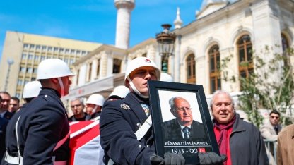 Hüsamettin Cindoruk son yolculuğuna uğurlandı
