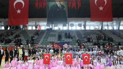 İnegöl’de 23 Nisan Ulusal Egemenlik ve Çocuk Bayramı coşkuyla kutlandı