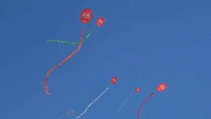 İstanbul Çekmeköy’de gökyüzünde renk cümbüşü