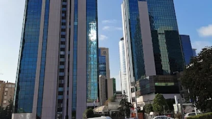 İstanbul'da İsrail Konsolosluğu önünde çatışma!