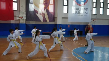 İstanbul'da Maltepe’nin karatecileri mezun oldu