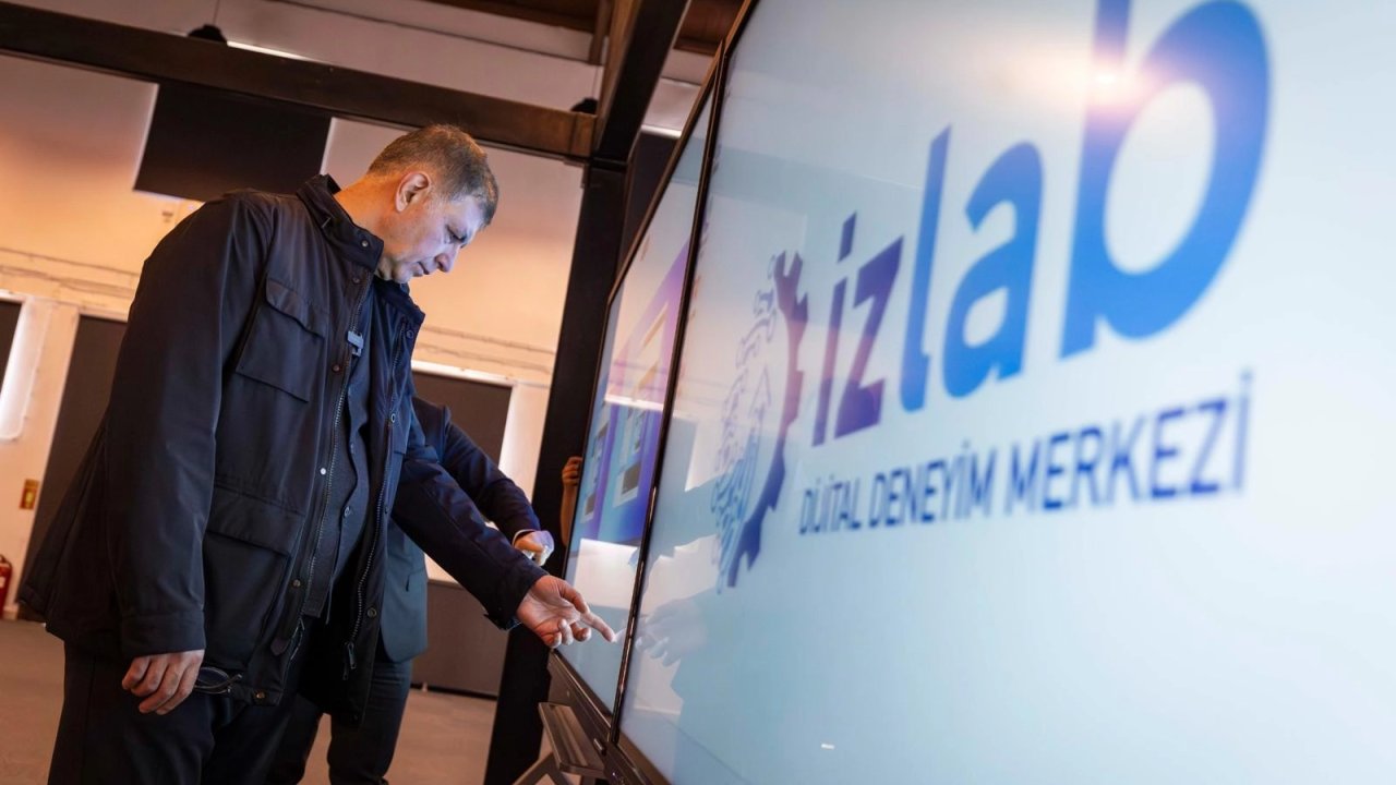 İzmir dijitalde vites yükseltti