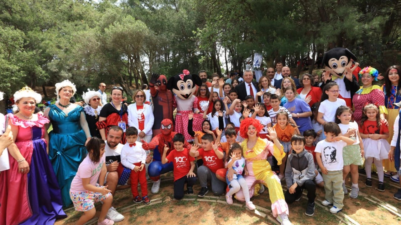 İzmir Güzelbahçe 23 Nisan'a hazır