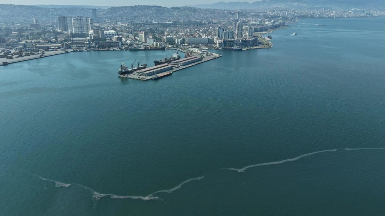 İzmir Körfezi göz göre göre kirletiliyor! 12. kirlilik tespiti!