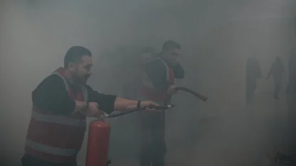 İzmir'de afetlere karşı tam hazırlık... Tatbikat gerçeği aratmadı