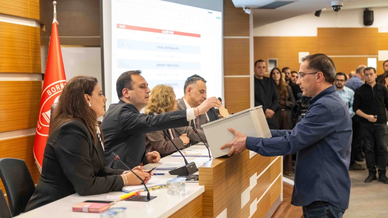 İzmir'de Bornova Meclisi’nde yeni dönem