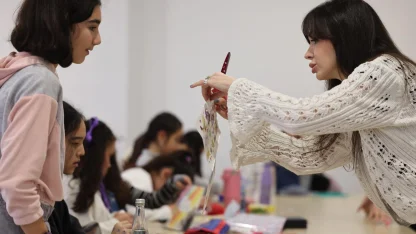 İzmir’de çocuklar kitaplarını yazıp çizdi