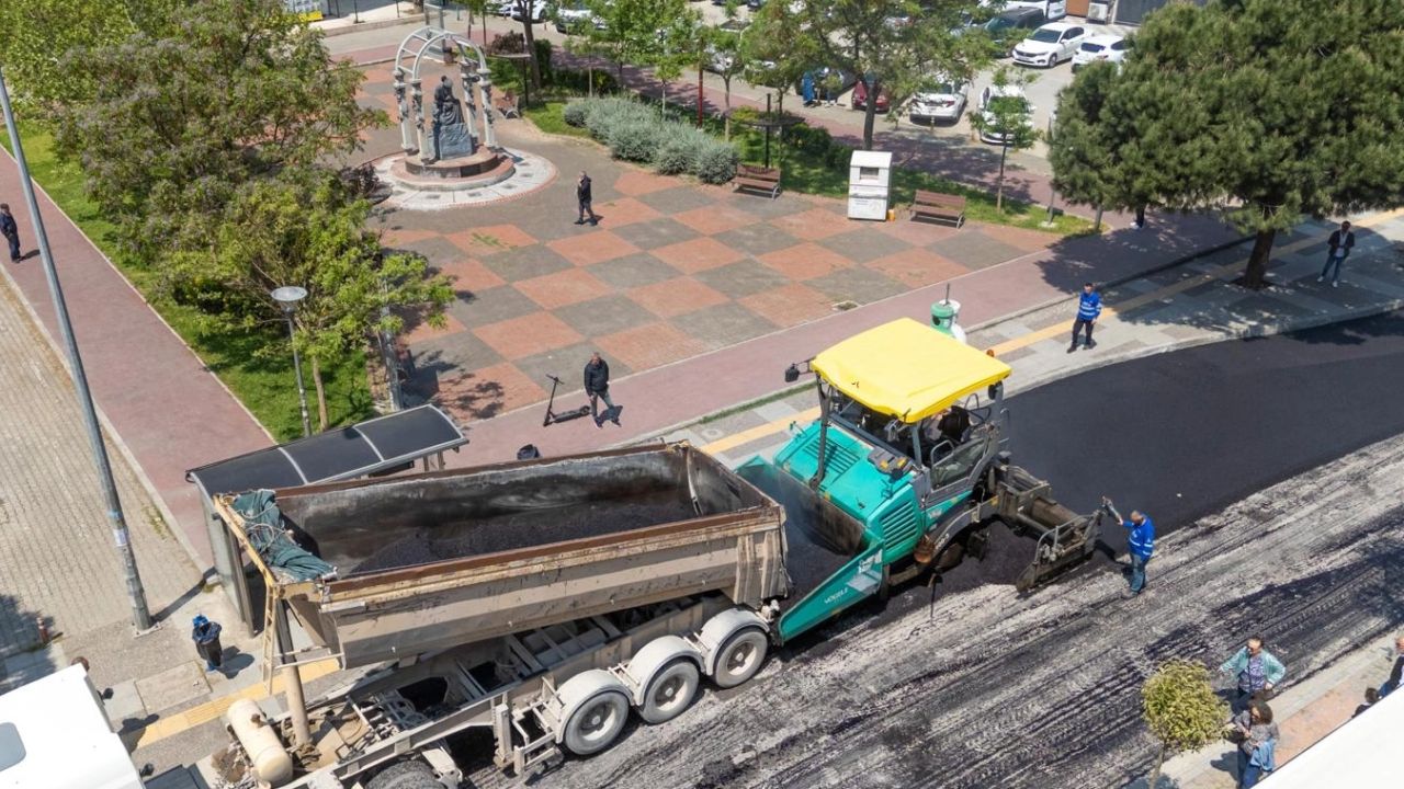 İzmir'de Girne Bulvarı yenileniyor