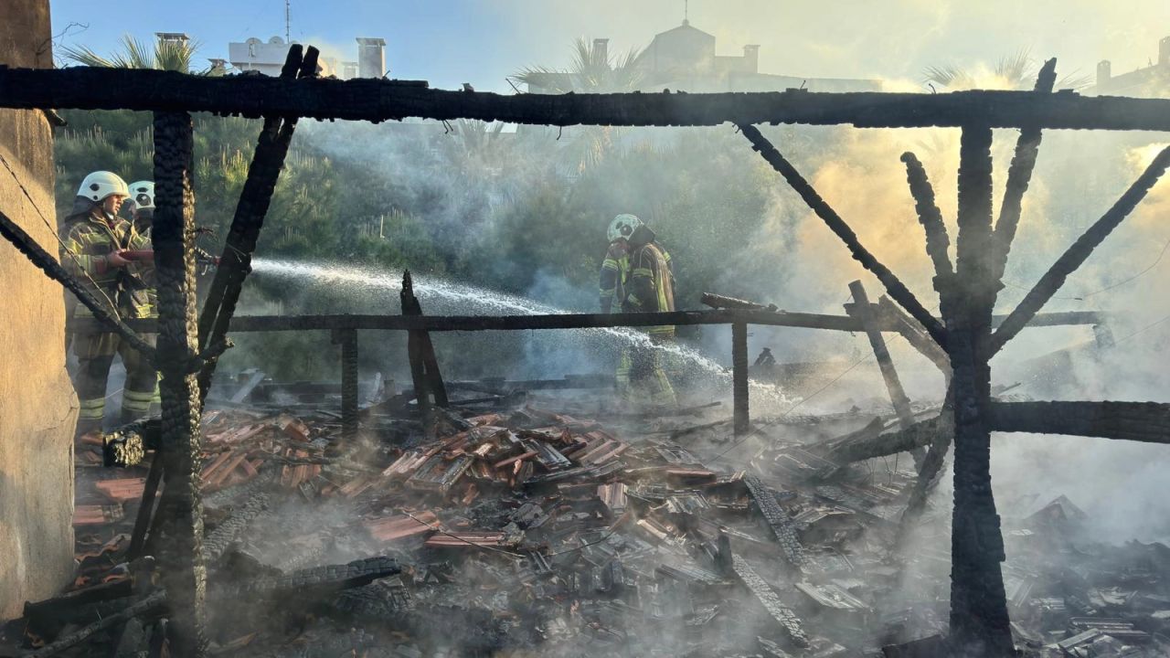 İzmir’de itfaiyenin hızlı müdahalesi faciayı önledi