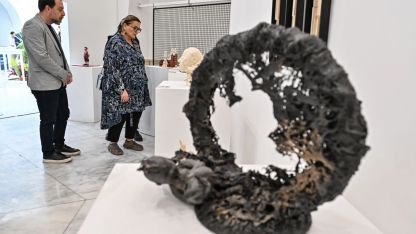 İzmir'de seramikle görünür kılınan sessiz çığlıklar