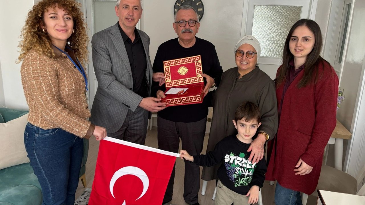 İzmit Belediyesi gazilere vefa ziyaretlerini sürdürüyor