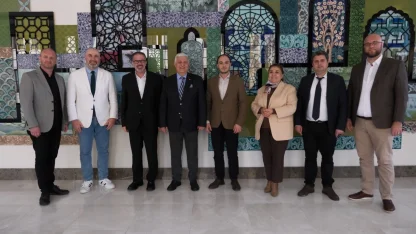 İzmit Belediyesi’nden Büyükçekmece’ye kültür ve sanat ziyareti