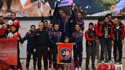 Jandarma Gücü oryantiringte Türkiye Şampiyonu