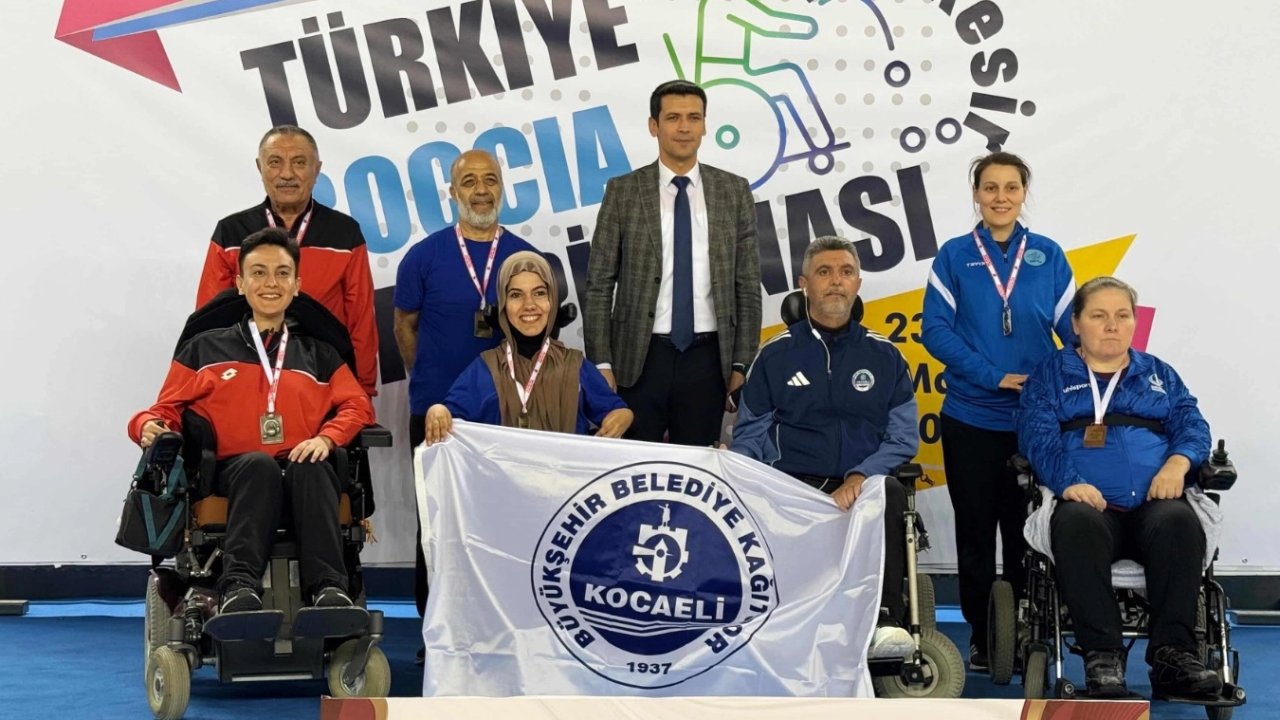 Kağıtspor başarıya ambargo koydu